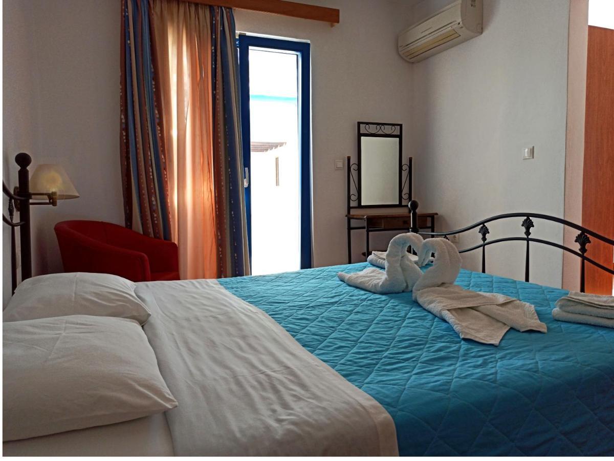 Ellibay Aparthotel Livadia  ภายนอก รูปภาพ