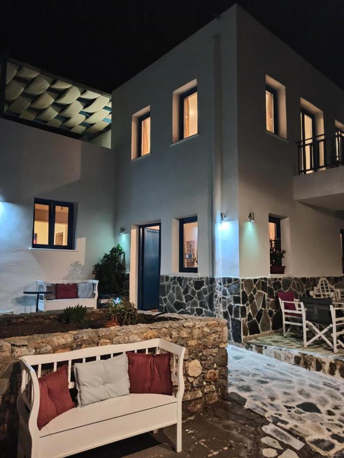 Ellibay Aparthotel Livadia  ภายนอก รูปภาพ