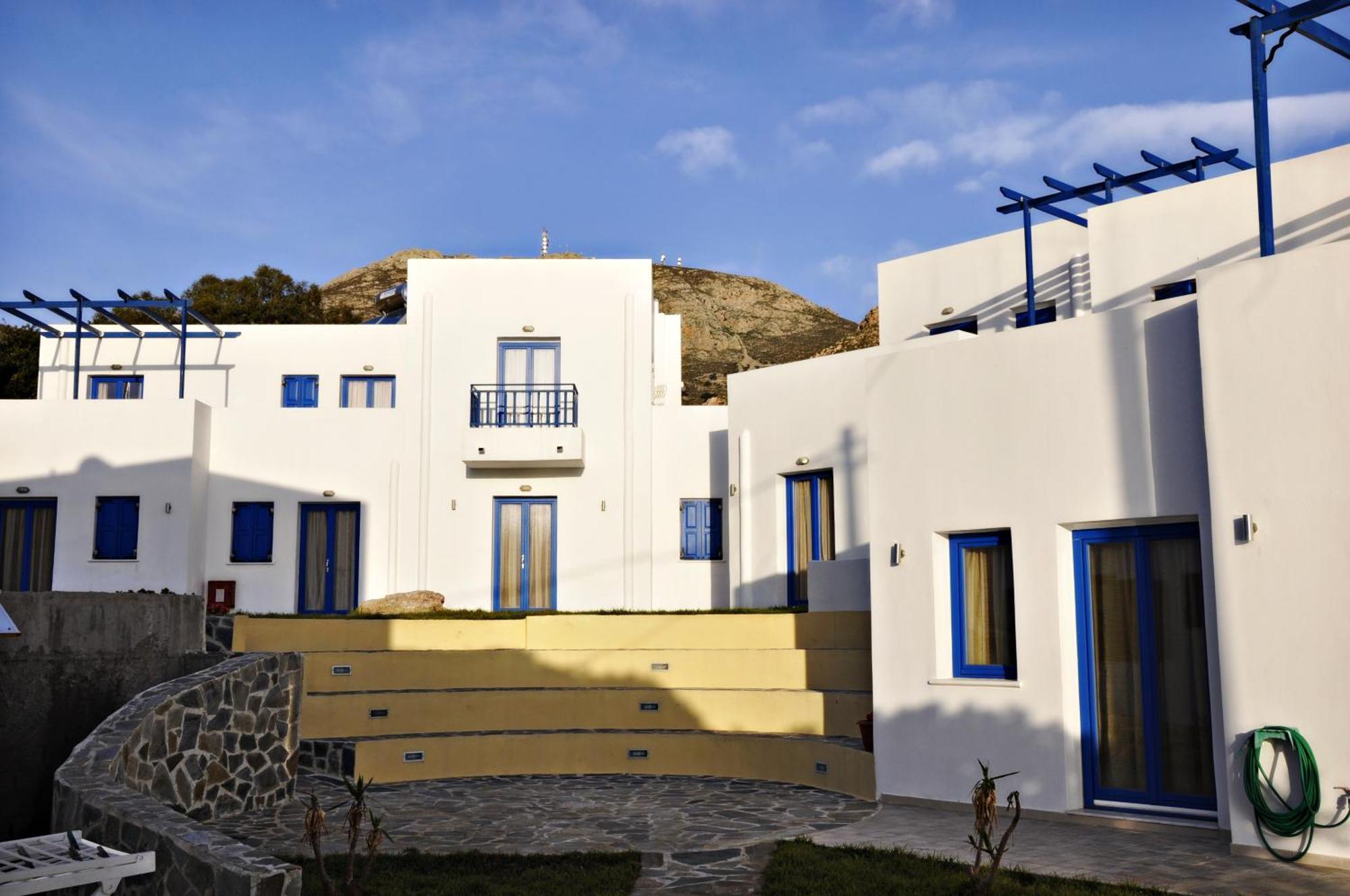 Ellibay Aparthotel Livadia  ภายนอก รูปภาพ