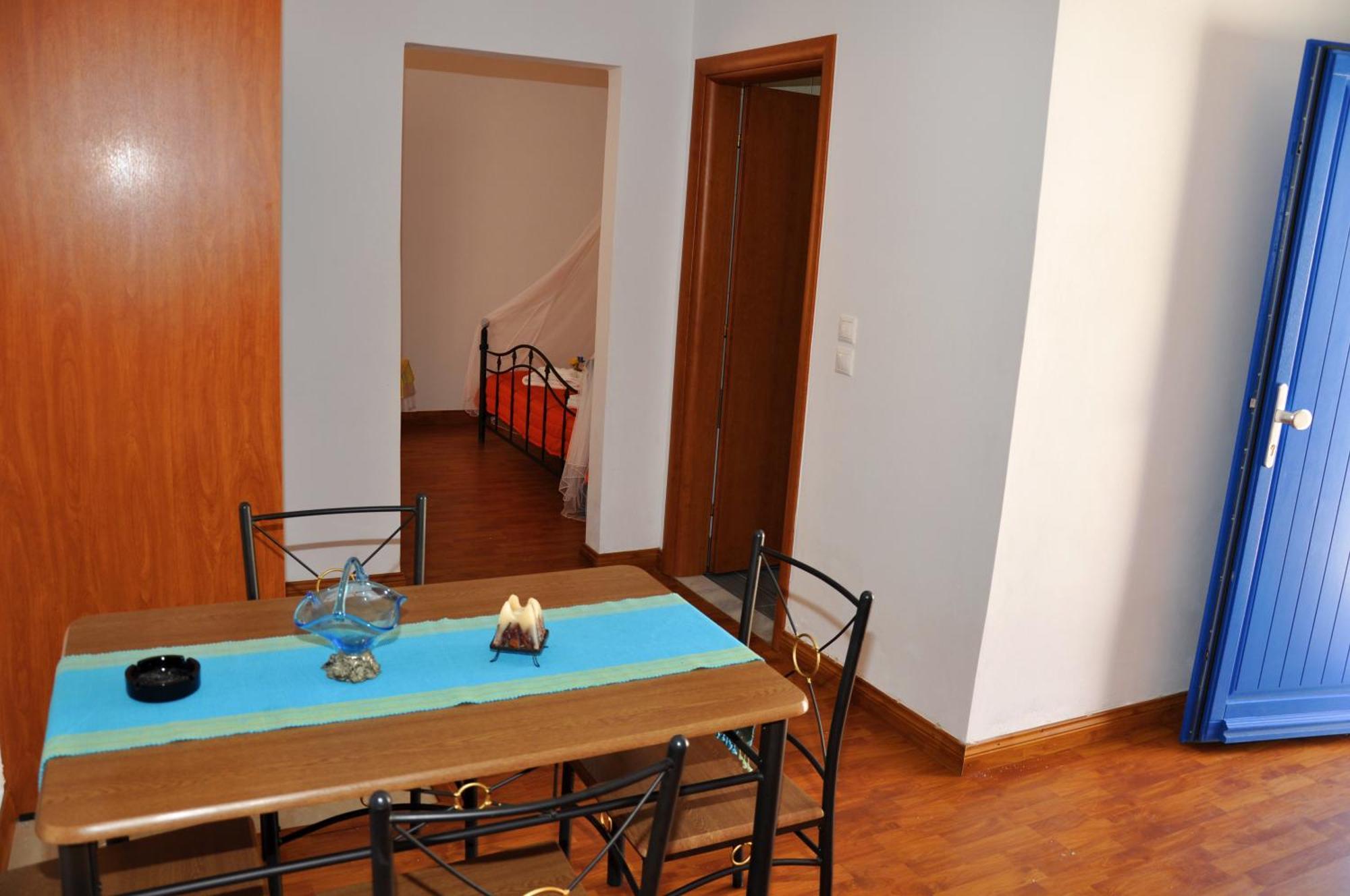 Ellibay Aparthotel Livadia  ภายนอก รูปภาพ