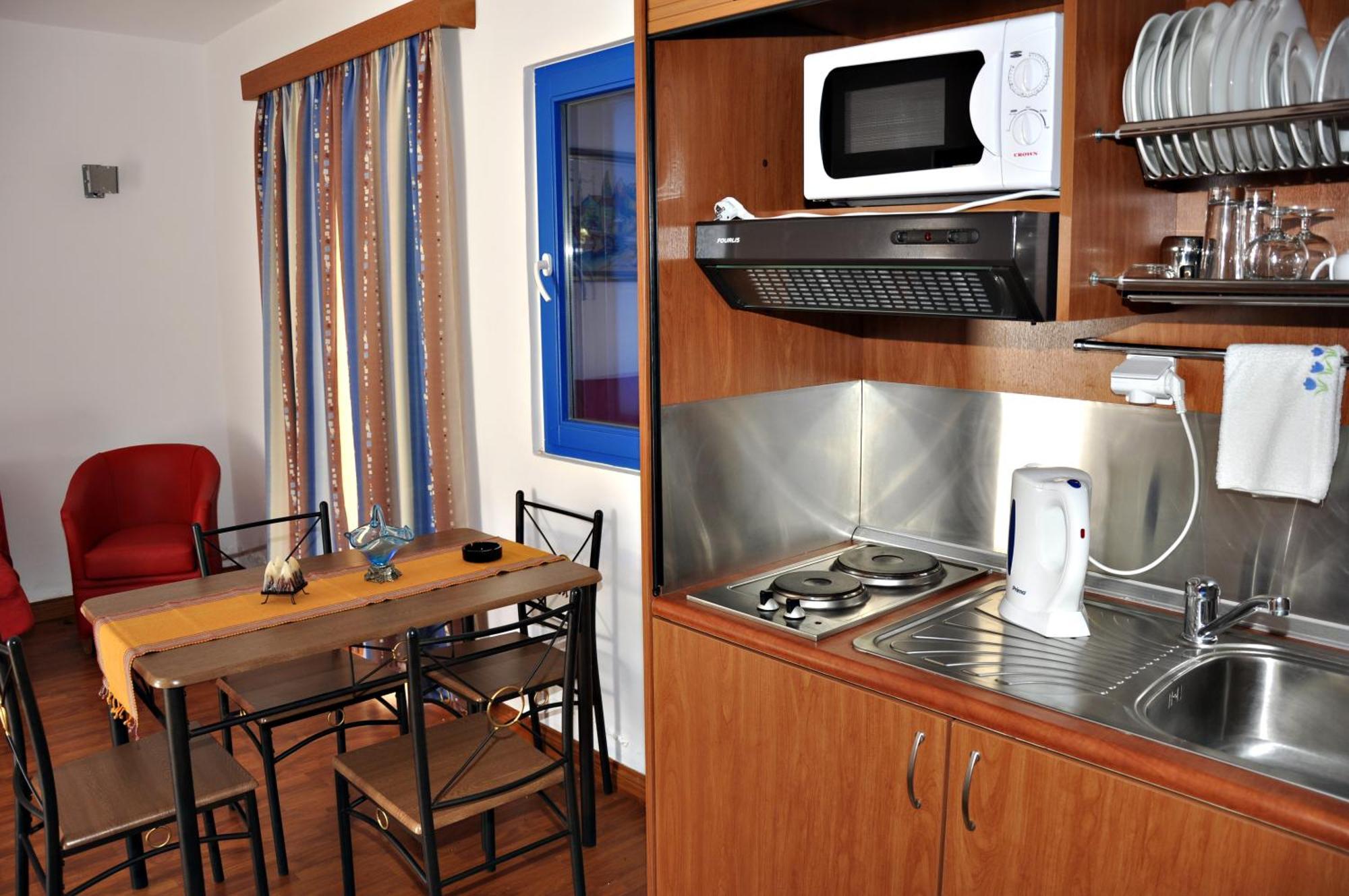 Ellibay Aparthotel Livadia  ภายนอก รูปภาพ